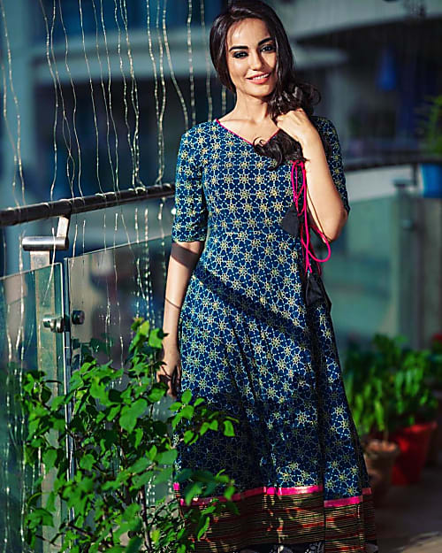 Surbhi Jyoti S Desi Style Is Perfect For The Girl Next Door Look