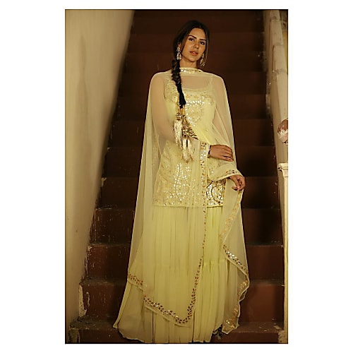 Sonam Bajwa Is The Queen Of Salwars Her Instagram Is Proof Buy indian and pakistani ethnic wear like our range of gharara/ sharara suits from reeshma and ensure to get designs and styles that you will not find anywhere else. sonam bajwa is the queen of salwars