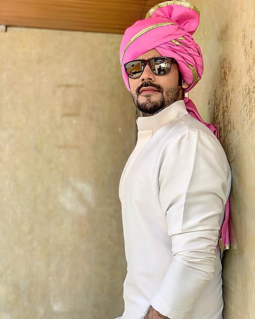 Abhishek Kapur Shows You How To Look Like A Stylish Baraati Последние твиты от abhishek kapur (@abhishekkapur10).